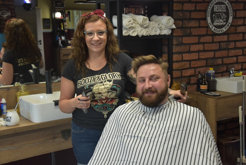 Barberzy z sosnowieckiego Blade & Glory otwierają kolejny salon. Lokal na Klimontowskiej to największy barber shop w regionie