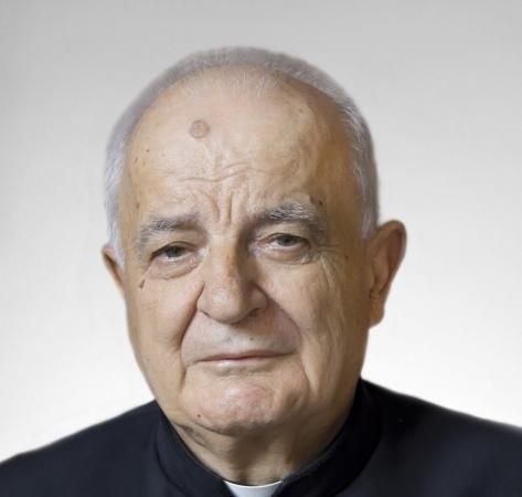 Zmarł ceniony kapłan z diecezji kieleckiej - ksiądz Czesław Malec. Bardzo dużo komentarzy wiernych, którzy dziękują Mu za piękną posługę