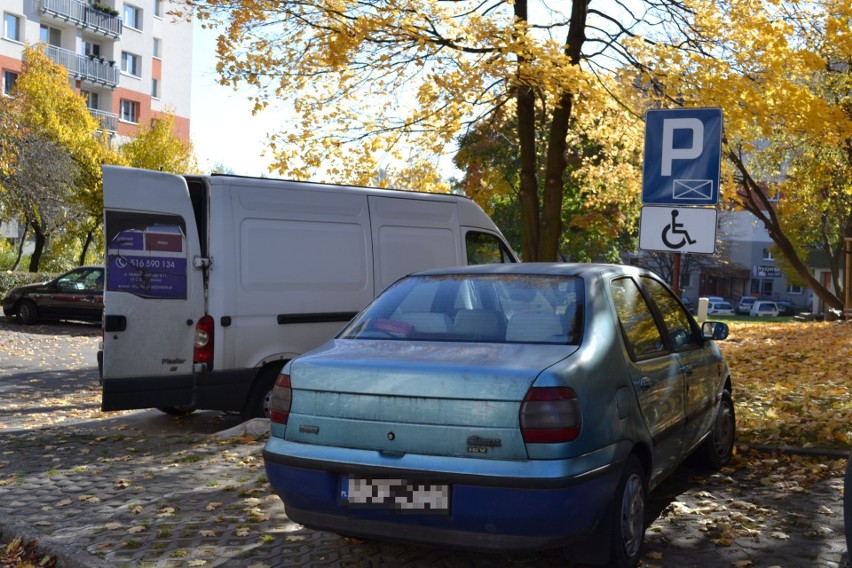 Na osiedlu w Środuli miejsca parkingowe dla osób z...