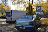 Kierowcy w Sosnowcu zajmują miejsca niepełnosprawnym. Straż Miejska nawet nie interweniuje