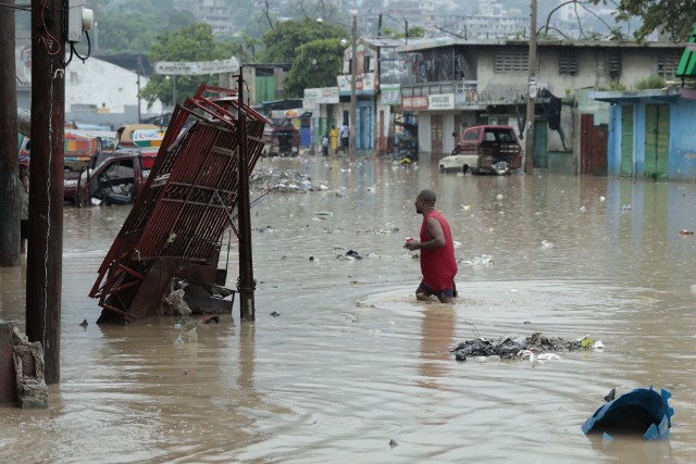 Ulewne deszcze spowodowały katastrofalne powodzie na Haiti