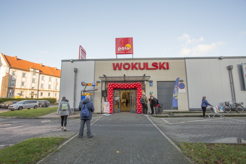 Z  okazji otwarcia sklepu sieci Polomarket w Słupsku na...