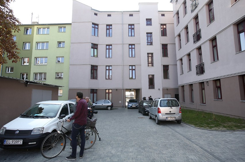 Mieszkanie dla studentów w Łodzi. 15 lokatorów odebrało klucze do mieszkań [ZDJĘCIA]