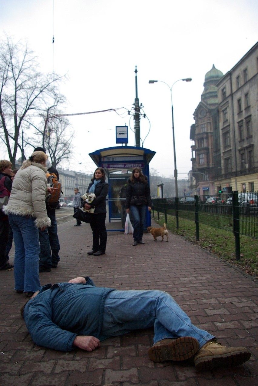 O jedną piątą wzrosła liczba osób trafiających do izby...