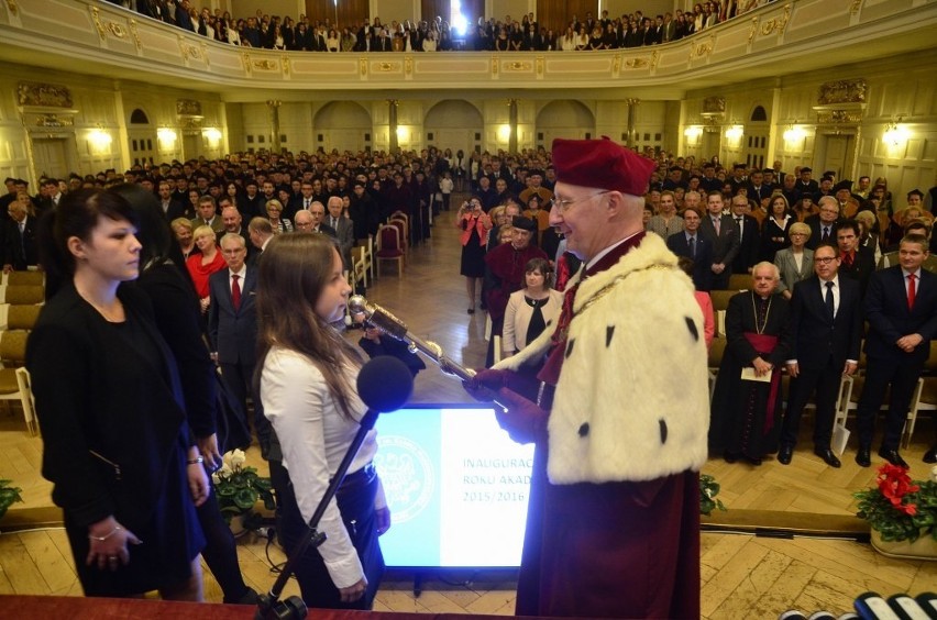 Uniwersytet Medyczny w Poznaniu zainaugurował rok akademicki...