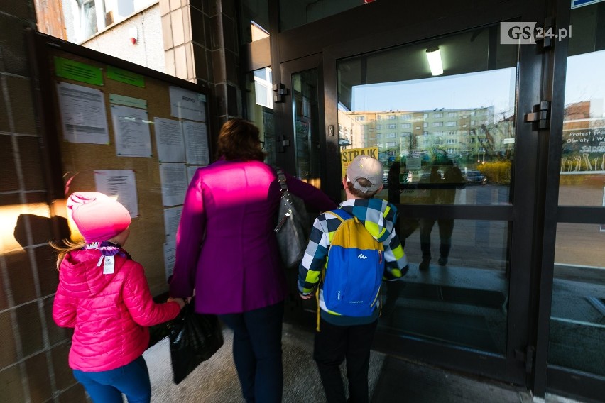 Strajk nauczycieli w Szczecinie i regionie. Kuratorium uspokaja: szkoły szykują się do egzaminów