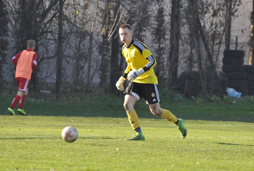 Centralna Liga Juniorów U-17: Wisła - Cracovia. Derby Krakowa pod wodzą... sędzin. "Pasy" przyćmiły "Białą Gwiazdę" [ZDJĘCIA]