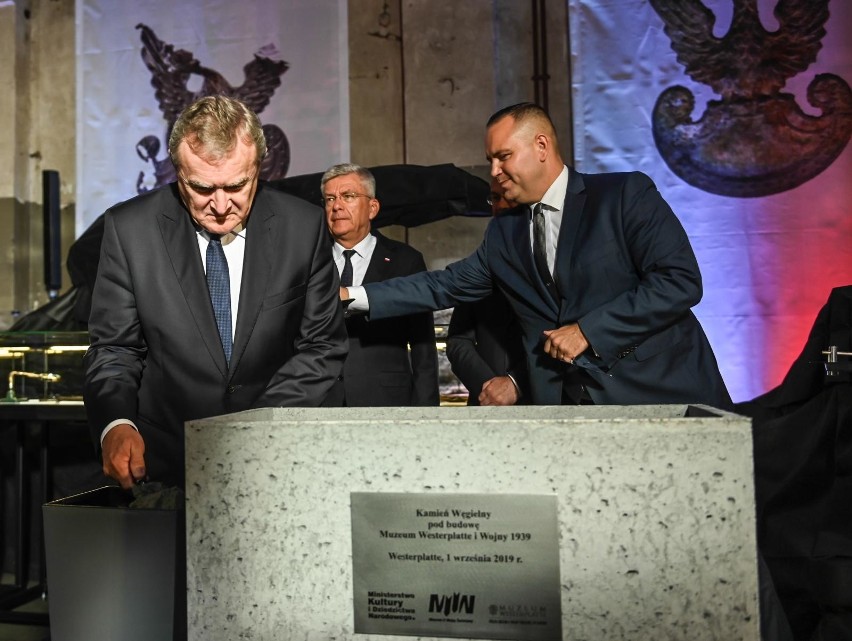 Premier Mateusz Morawiecki dokonał wmurowania kamienia węgielnego pod Muzeum Westerplatte i Wojny 1939