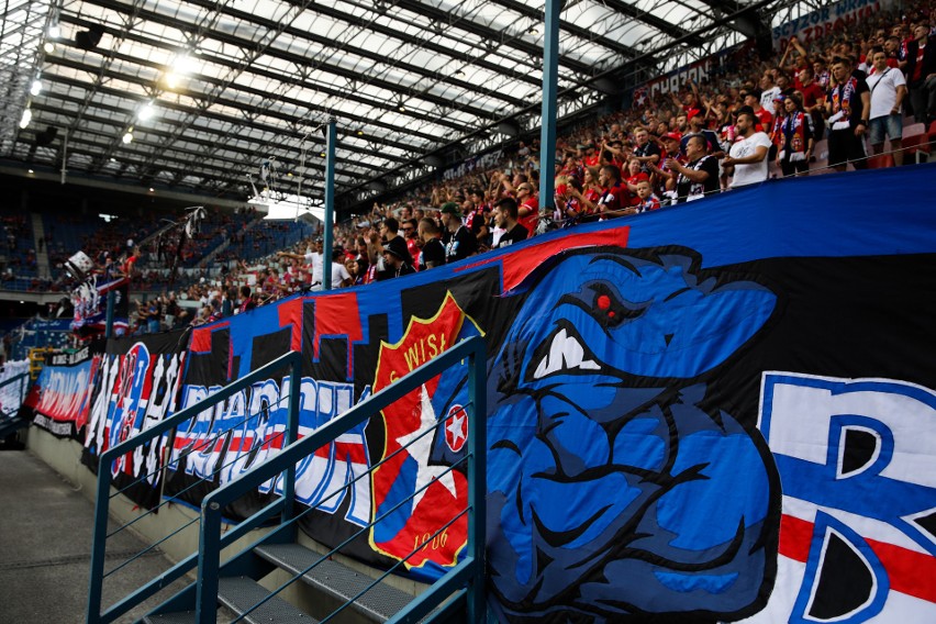 Wisła Kraków - Górnik Zabrze. Zobacz, jak bawili się kibice [ZDJĘCIA]