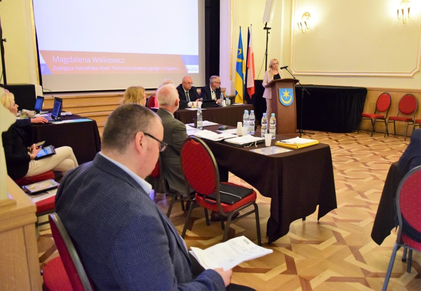 Sesja Rady Miasta Tarnobrzega. 25 maja radni zwiększyli...