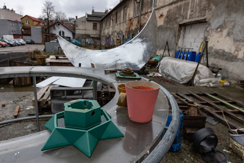 Kraków. Skład Solny miał się stać Planetą Lem. Na razie czeka go wielkie sprzątanie