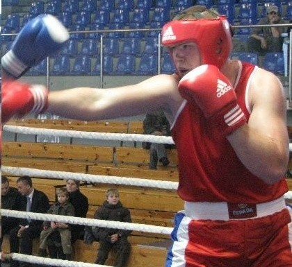 Mateusz Figiel jest utalentowanym bokserem UOLKA Ostrów Mazowiecka.