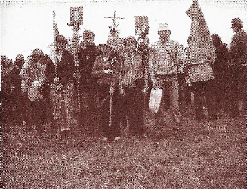 Pielgrzymka 1981 - grupa 8 malinowa