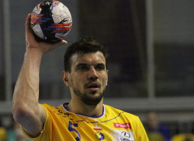 W Piotrkowie będzie mógł zagrać Michał Jurecki, który z powodu kontuzji zagrał w tym sezonie w tylko dwóch meczach.