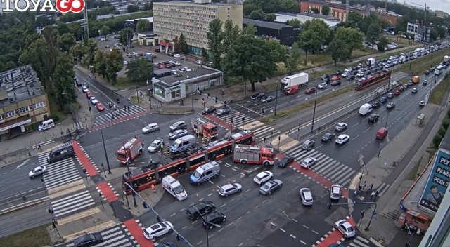 Wypadek w Łodzi na skrzyżowaniu Piłsudskiego i Niciarnianej