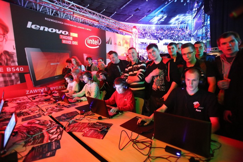 Intel Extreme Masters 2014 w Katowicach: Niedziela na...