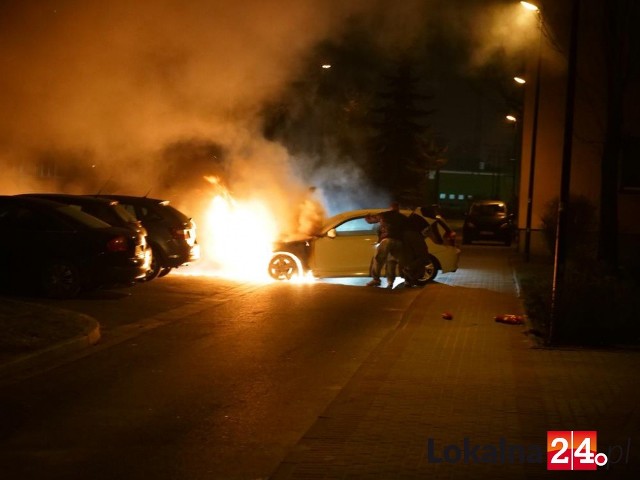 Trzy samochody podpalone w Kędzierzynie-Koźlu.