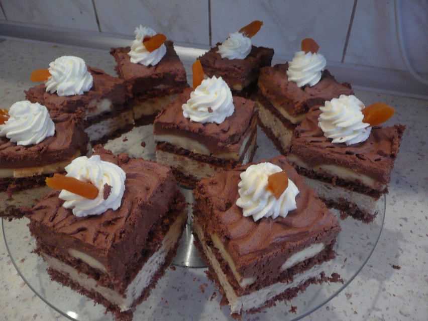 Pyszne ciasto czekoladowe, proste i szybkie ciasto