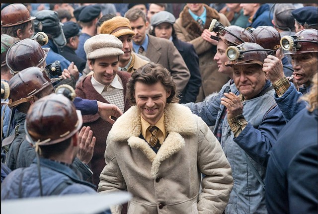 Sceny do filmu były kręcone m.in. na stadionie Górnika i przed halą zabrzańskiego MOSiR-u, która udawała... lotnisko