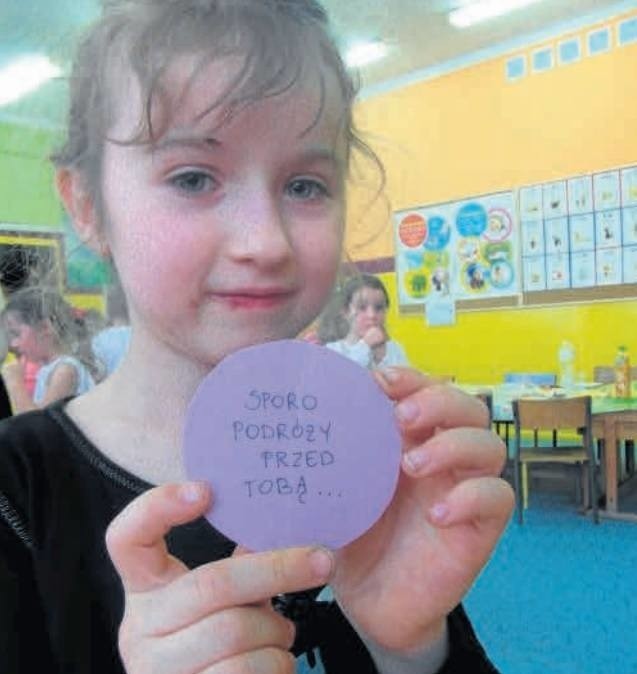 Trwa akcja zbiórki pieniędzy dla ośmioletniej Natalii Przedborskiej ze Słupska. Dziewczynka walczy z nowotworem kości. Choroba jest bolesna, a jej leczenie kosztowne.