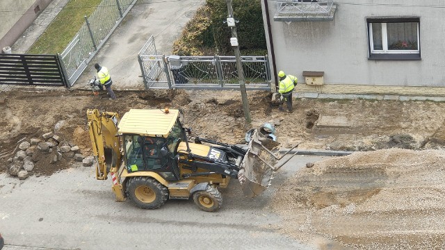 Przebudowa i remont ul. Ogrodowej w Czeladzi trwa także zimą Zobacz kolejne zdjęcia/plansze. Przesuwaj zdjęcia w prawo naciśnij strzałkę lub przycisk NASTĘPNE