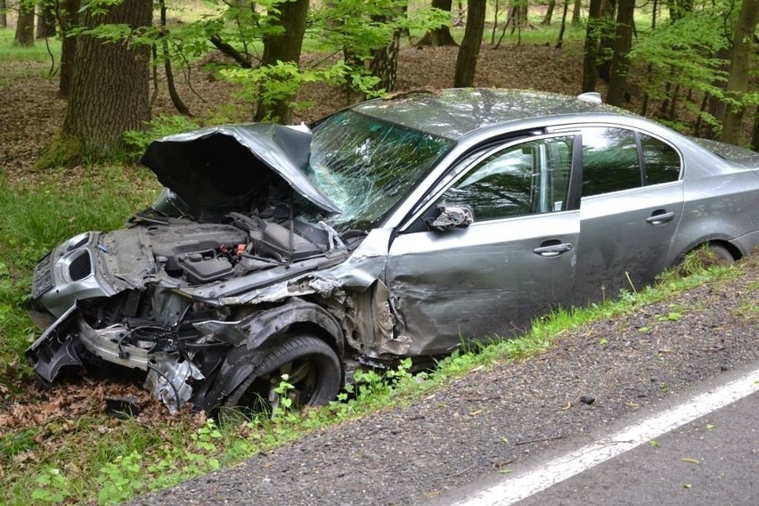 Wypadek w Jankowicach: Zderzenie bmw z mercedesem. W wypadku...