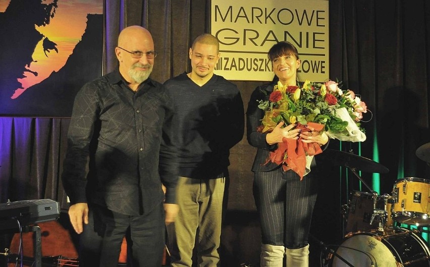 Ewa Uryga była gwiazdą 13. Zaduszek Jazzowych w Końskich. Na bis zaśpiewała z Piotrem Salatą