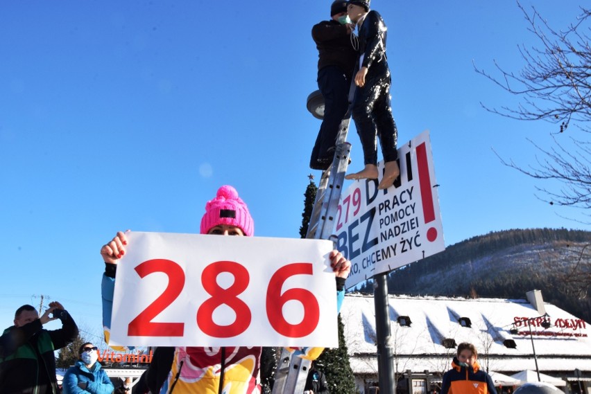 Protest przedsiębiorców w Szczyrku. W niedzielę 27 grudnia w...