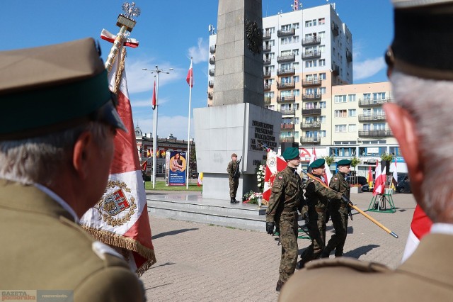 Prezes Ruchu Narodowego we Włocławku wystosował wniosek do prezydenta miasta w sprawie usunięcia lub przeniesienia dwóch pomników - przy ul. Kilińskiego i Placu Wolności.