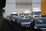 Wypadek na Autostradowej Obwodnicy Wrocławia. Zderzyły się dwa samochody, są utrudnienia