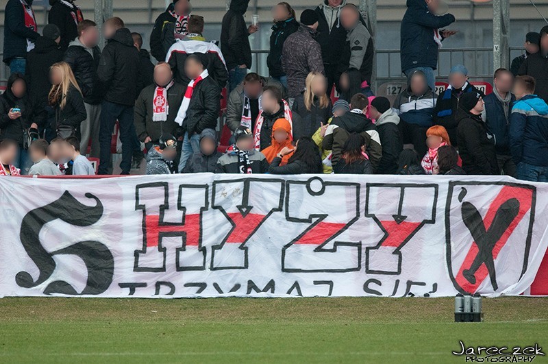 Ograniczona liczba kibiców wspierała Łódzki Klub Sportowy w...