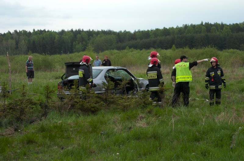 Powiat słupski: Pijany kierowca spowodował wypadek. Cztery osoby ranne, jedna ciężko [ZDJĘCIA]