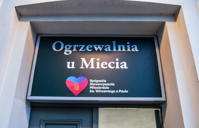 Ogrzewalnia przy bazylice. Jeden z lepszych pomysłów na pomoc dla bezdomnych