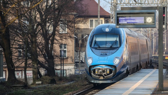 Rozkład jazdy PKP Intercity ma być gotowy dopiero 13.12.2019. Są problemy z zakupem biletów na pociągi po tym terminie