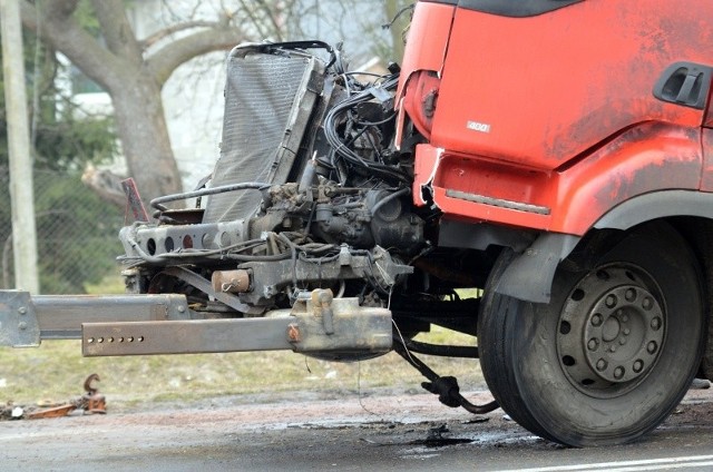 Wypadek samochodów ciężarowych w Miłkowie koło Ost