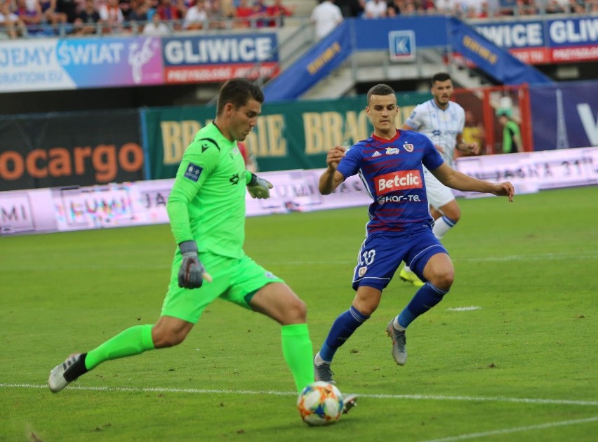 Lech grał z Piastem w 1. kolejce. W Gliwicach był remis 1:1.