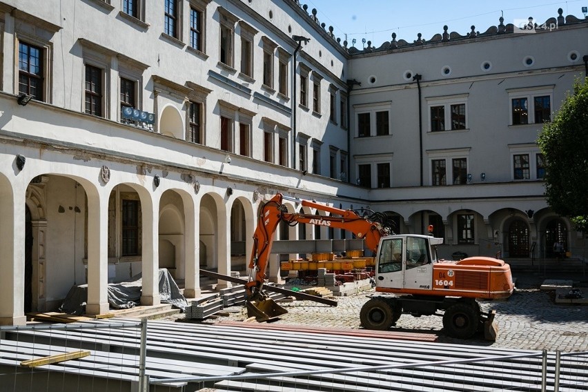 Zniknęły rusztowania na Zamku. Jak wygląda sytuacja po katastrofie budowlanej? Sprawdzamy [ZDJĘCIA]