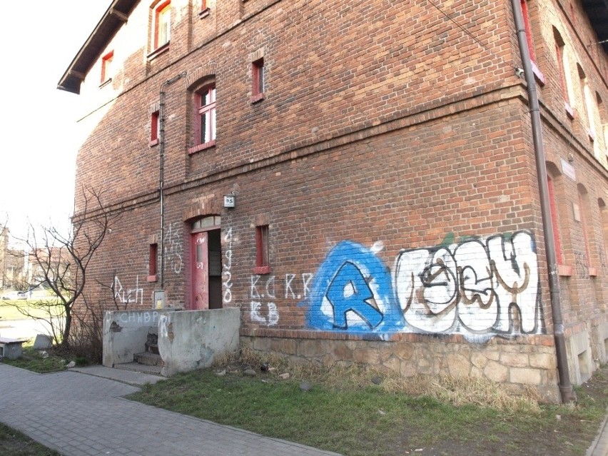 W Rudzie Śląskiej walczyli z graffiti