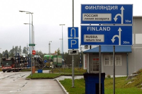 Finlandia obawia się, że Rosja na wzór Białorusi może wysłać nielegalnych imigrantów na granicę państwa. Miałoby to zdestabilizować Finlandię na drodze do przystąpienia do NATO.