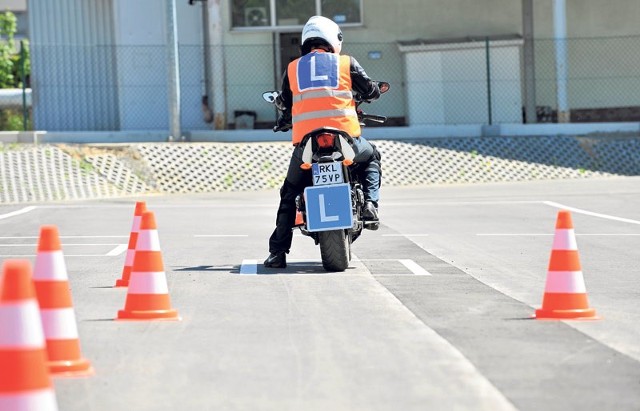 W Rzeszowie egzaminy na motocyklowe prawo jazdy wznowiono na początku kwietnia. Do tej pory na placu zdawało je już 210 osób.