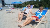 Plaża w Jastrzębiu jest jak nad morzem. Stworzyli ją z 300 ton piasku ZDJĘCIA + WIDEO