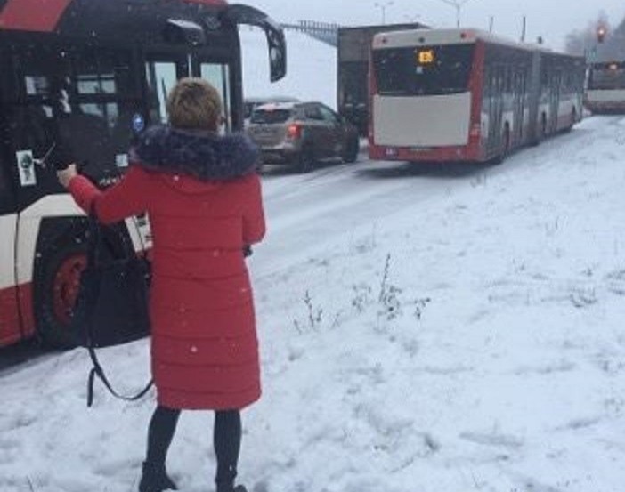 We wtorek na drogach Metropolii sytuacja wygląda fatalnie,...