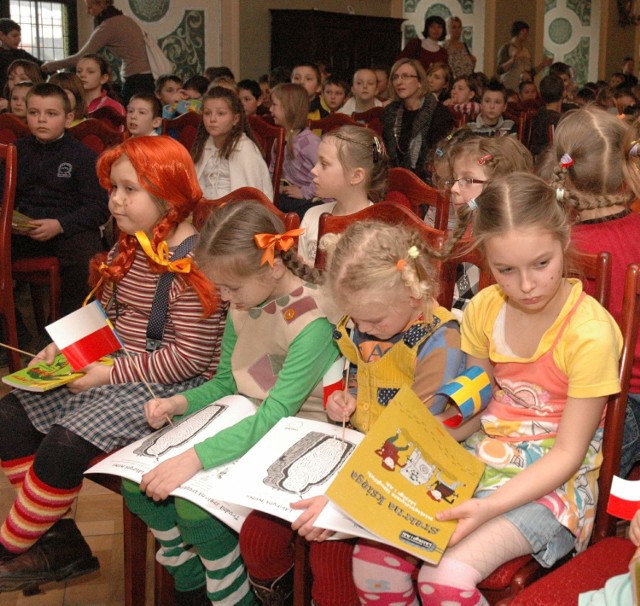 Uczniowie brzeskich szkół poznają szwedzką literaturę.