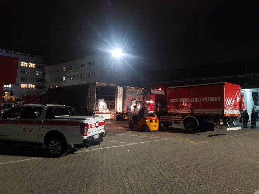 Z Kielc wyjechał transport ze sprzętem pożarniczym dla...
