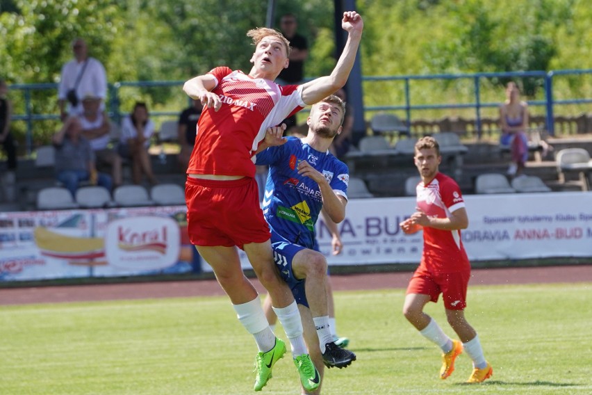 Moravia Anna-Bud Morawica wygrała mecz kontrolny z GKS Zio-Max Nowiny. Zobacz do jakich zmian kadrowych doszło w tych zespołach