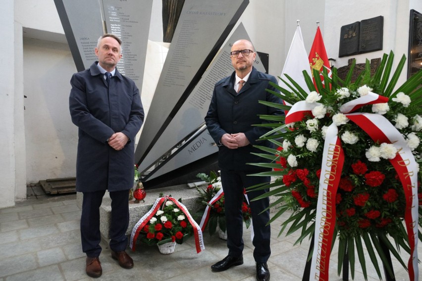 Gdański IPN upamiętnił ofiary Katastrofy Smoleńskiej....