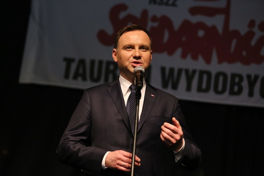 Prezydent Duda w Jaworznie u górników na karczmie piwnej