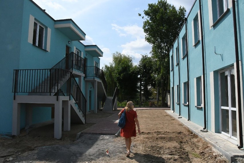 Nowe mieszkania socjalne w Kielcach przy 1 Maja. Zobacz, jak wyglądają [WIDEO, ZDJĘCIA] 