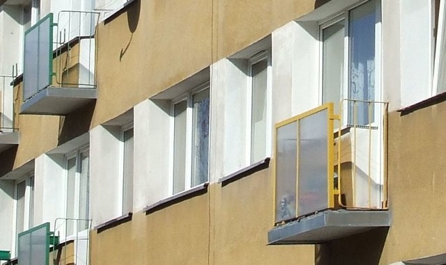 osiedle2950 złotych kosztuje metr kwadratowy mieszkania na parterze i czwartym piętrze w nowym bloku przy Polnej. Nadrugim i trzecim piętrze cena wynosi 3050 zł.