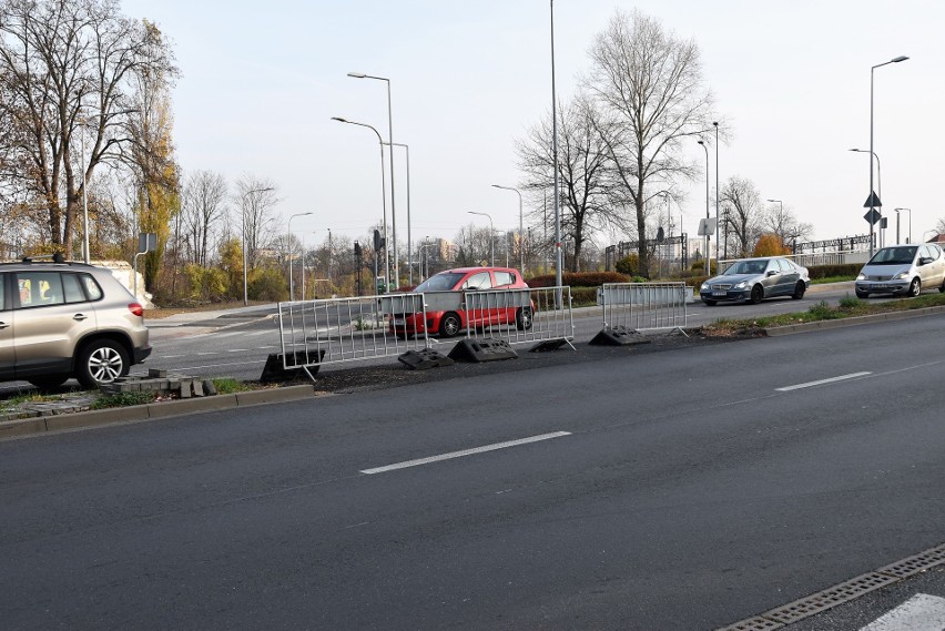 Układ komunikacyjny pod wiaduktem na ulicy Ozimskiej się...